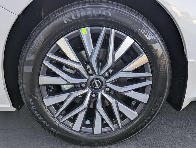 2026 Nissan Altima SV FWD