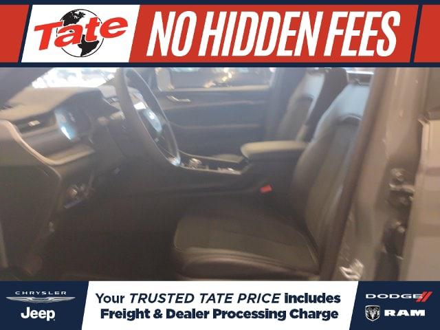 2027 Jeep Grand Cherokee L Laredo Altitude 2027 Jeep Grand Cherokee L Laredo Altitude