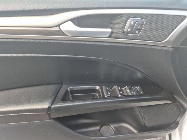 2020 Ford Fusion SEL