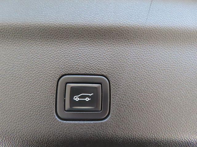 2023 GMC Yukon 4WD AT4