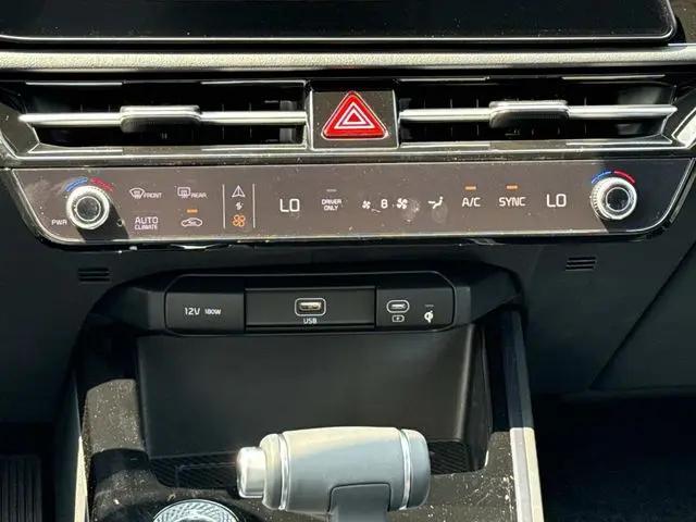 2026 Kia Niro SX