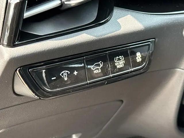 2026 Kia Niro SX