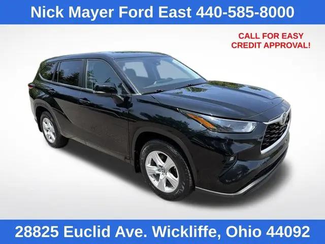 2023 Toyota Highlander XLE for sale in Mayfield Heights, OH