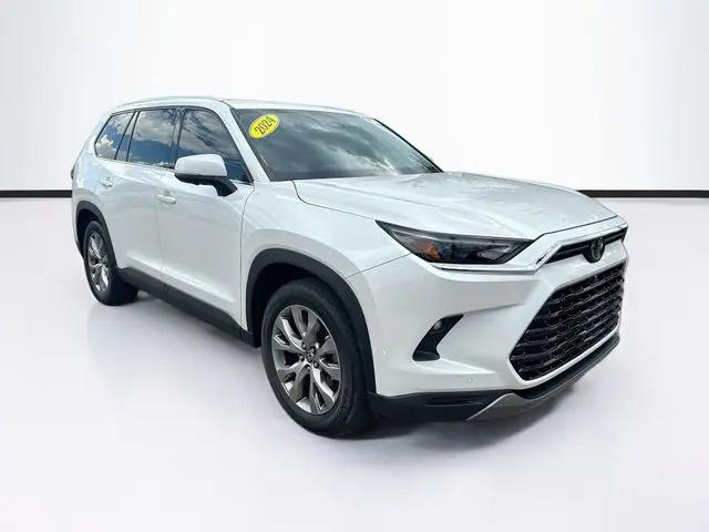 2024 Toyota Grand Highlander Limited for sale in Roslyn, PA