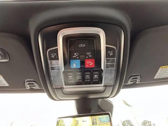 2026 Ram 1500 RHO Crew Cab 4x4 57 Box