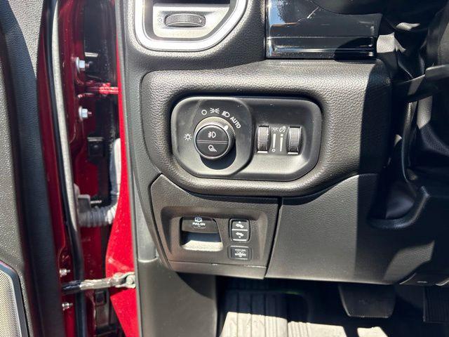 2025 Ram 1500 Laramie Crew Cab 4x4 5'7" Box