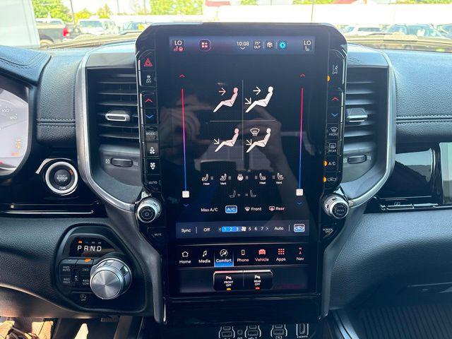 2025 Ram 1500 Laramie Crew Cab 4x4 5'7" Box
