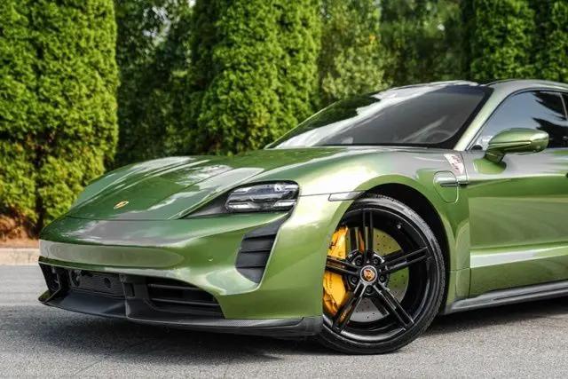 2020 Porsche Taycan Turbo S
