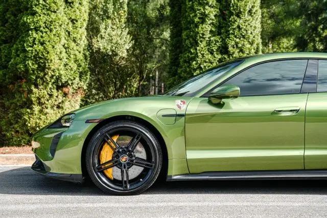 2020 Porsche Taycan Turbo S