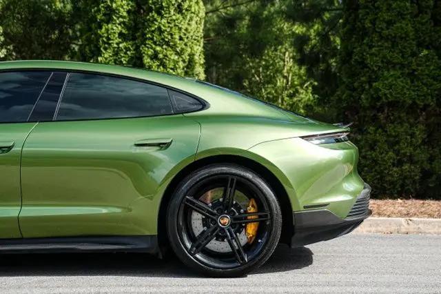 2020 Porsche Taycan Turbo S