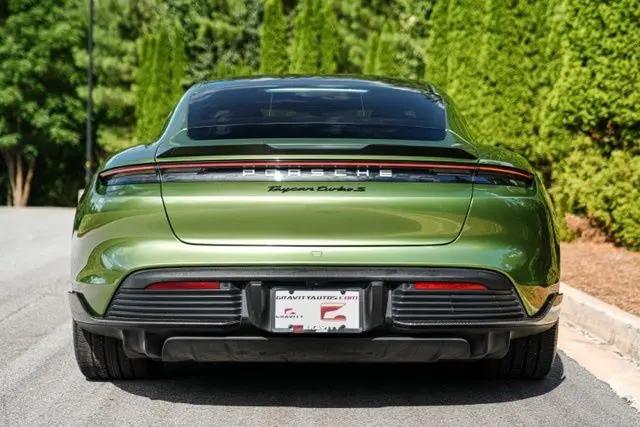 2020 Porsche Taycan Turbo S