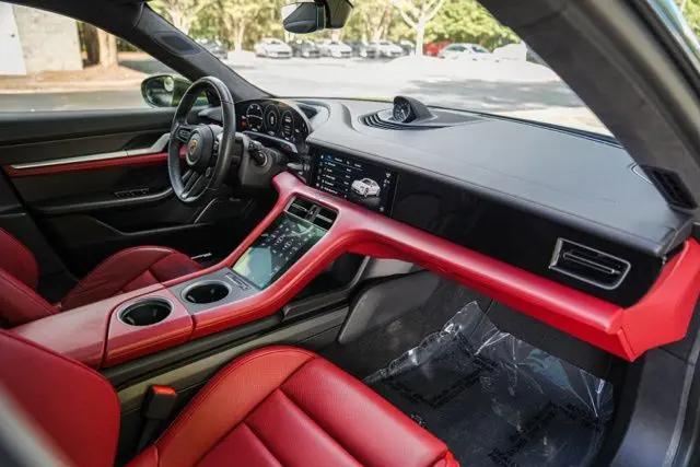 2020 Porsche Taycan Turbo S
