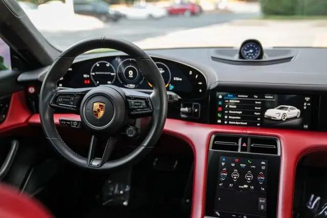 2020 Porsche Taycan Turbo S