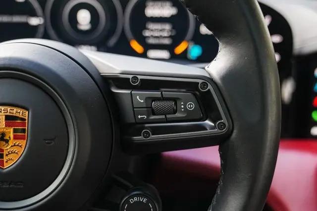 2020 Porsche Taycan Turbo S