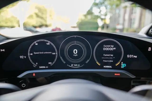 2020 Porsche Taycan Turbo S