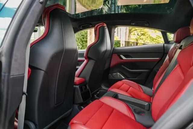 2020 Porsche Taycan Turbo S