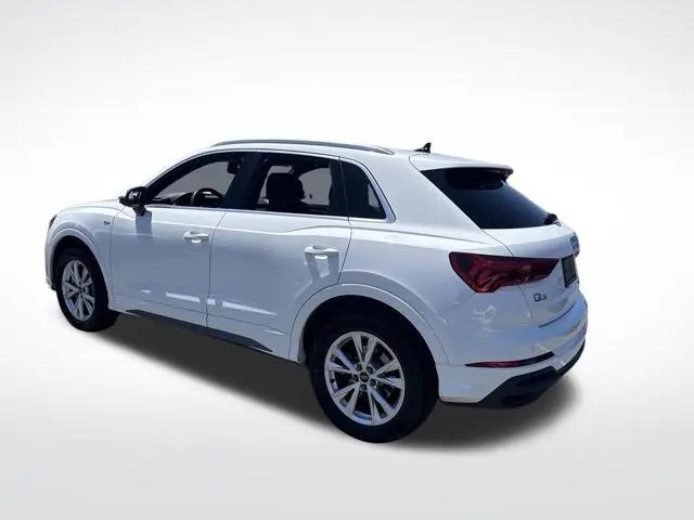 2025 Audi Q3 Premium 45 TFSI S line quattro Tiptronic