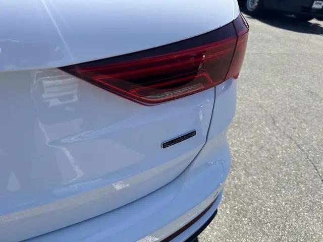 2025 Audi Q3 Premium 45 TFSI S line quattro Tiptronic