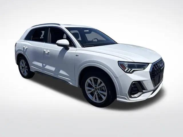 2025 Audi Q3 Premium 45 TFSI S line quattro Tiptronic