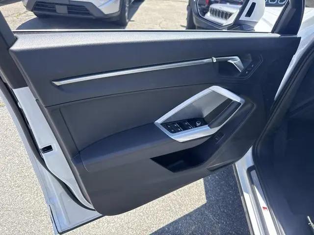 2025 Audi Q3 Premium 45 TFSI S line quattro Tiptronic