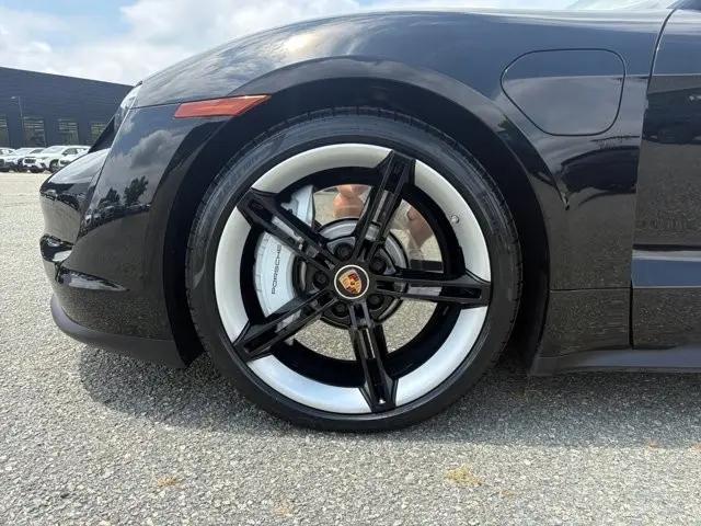 2023 Porsche Taycan Taycan