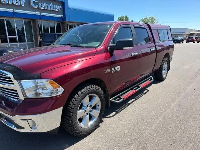 2017 Ram 1500 Big Horn Crew Cab 4x4 6'4" Box