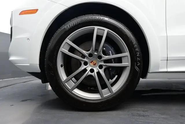 2025 Porsche Cayenne Cayenne
