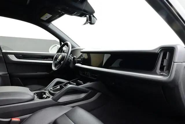 2025 Porsche Cayenne Cayenne