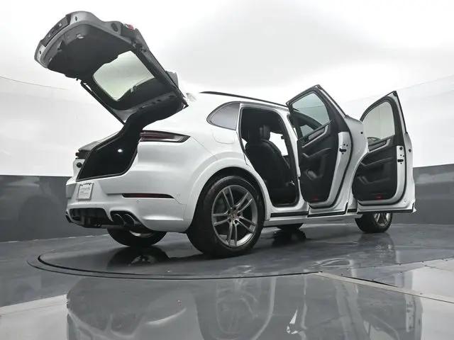 2025 Porsche Cayenne Cayenne