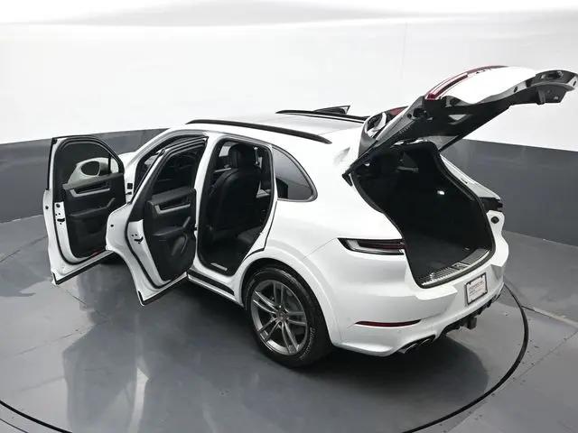 2025 Porsche Cayenne Cayenne