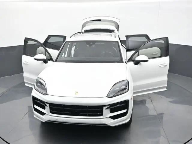 2025 Porsche Cayenne Cayenne