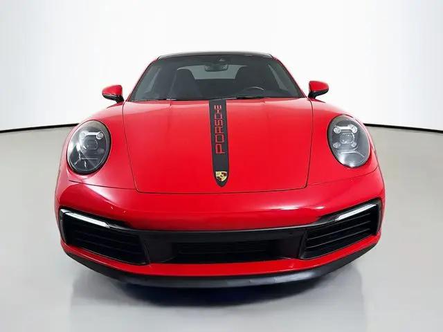 2020 Porsche 911 Carrera