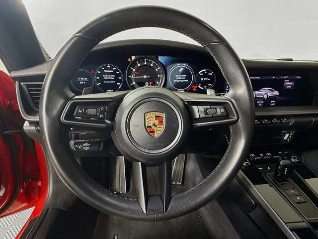 2020 Porsche 911 Carrera
