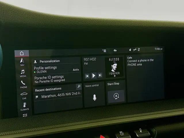 2020 Porsche 911 Carrera