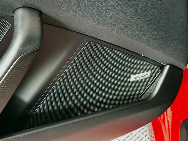 2020 Porsche 911 Carrera