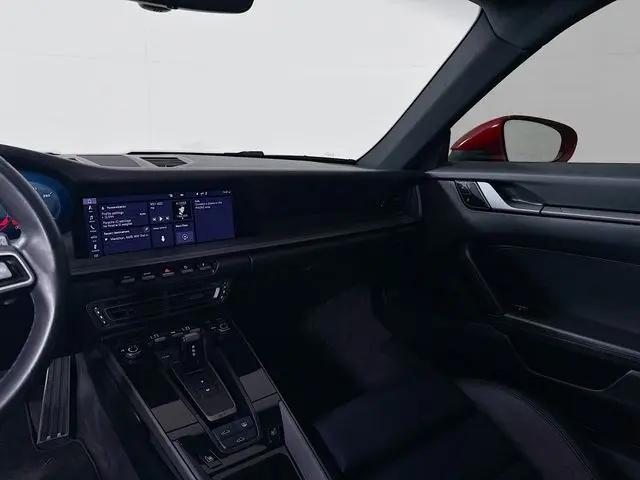 2020 Porsche 911 Carrera