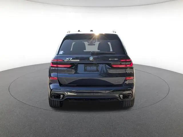 2027 BMW X7 xDrive40i
