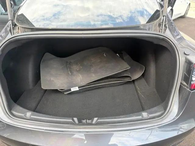 2018 Tesla Model 3 Performance