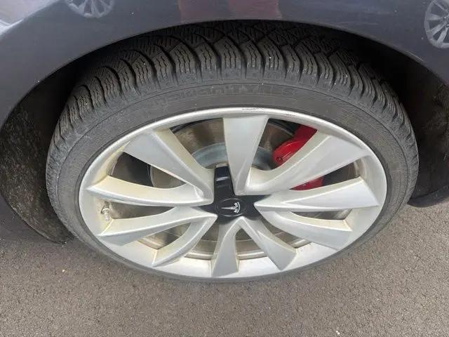 2018 Tesla Model 3 Performance
