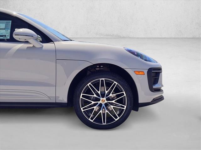2026 Porsche Macan AWD