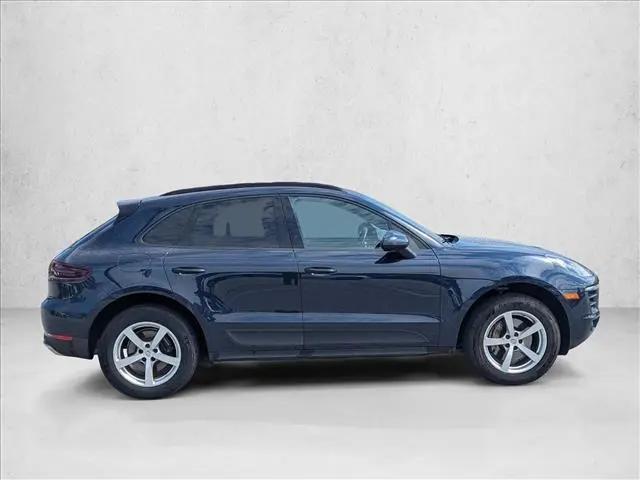 2018 Porsche Macan Macan