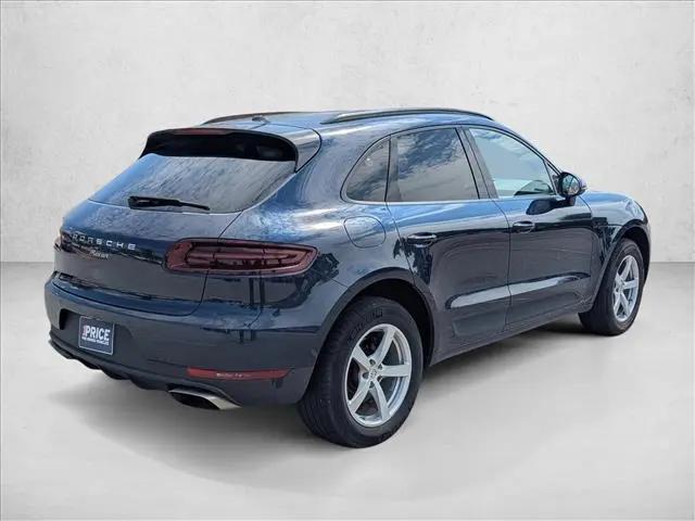 2018 Porsche Macan Macan