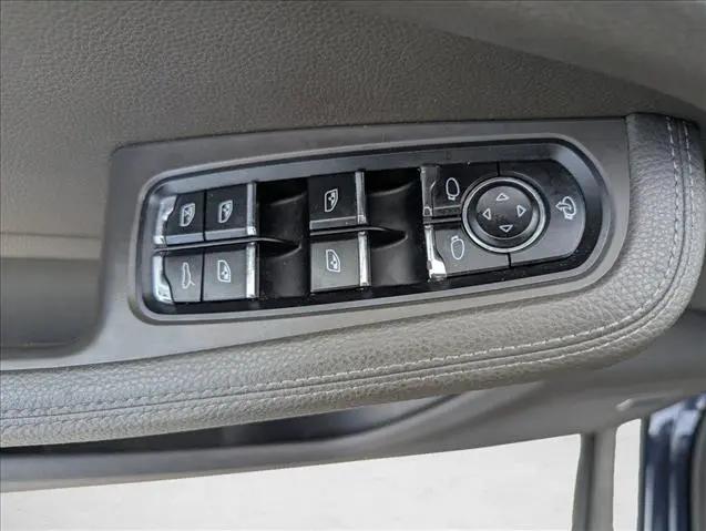 2018 Porsche Macan Macan