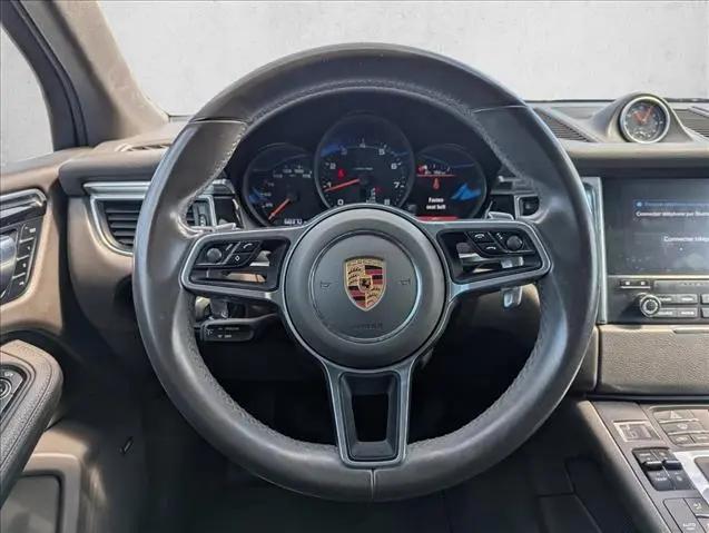 2018 Porsche Macan Macan
