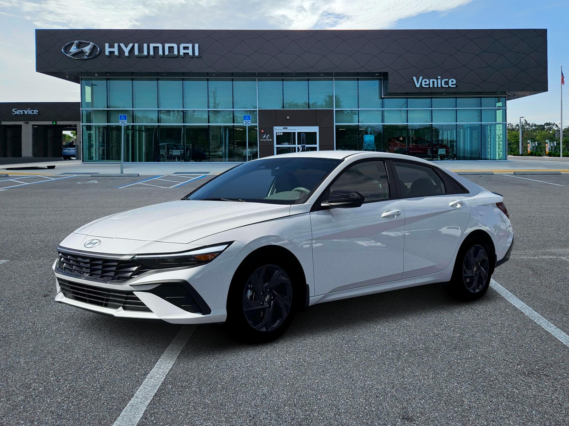 2026 Hyundai ELANTRA SEL Sport - Image 2