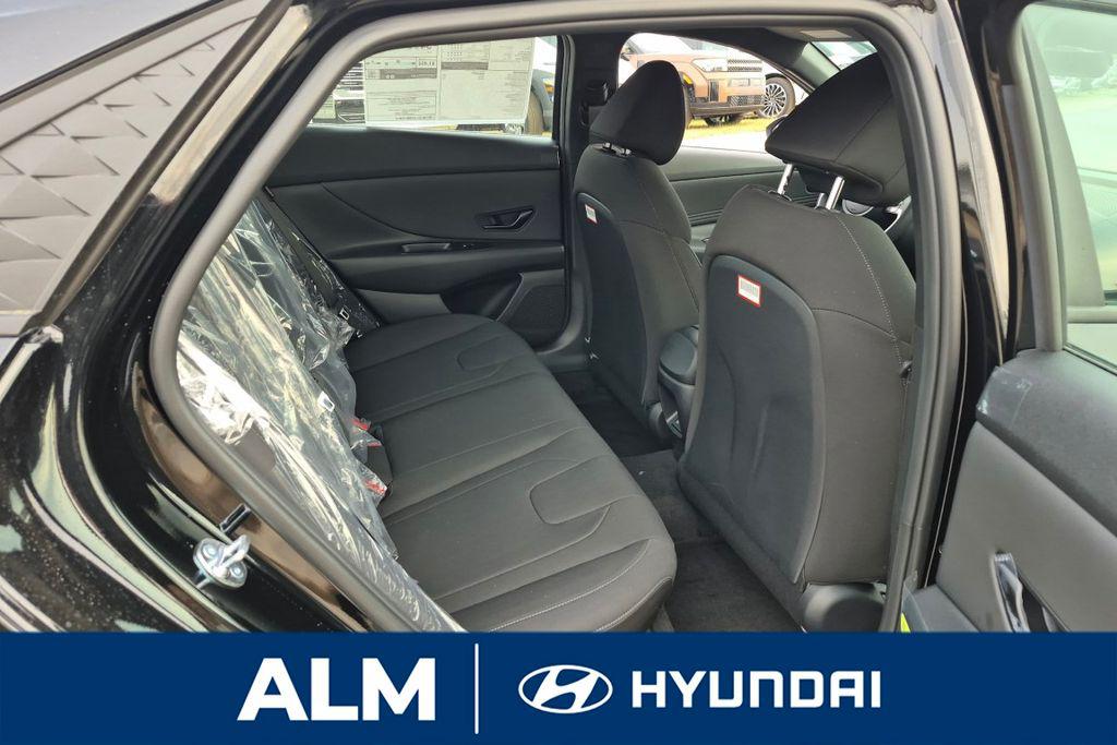 New 2026 Abyss Black HYUNDAI SEL Sport image 18