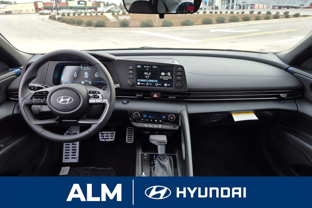 New 2026 Abyss Black HYUNDAI SEL Sport image 22