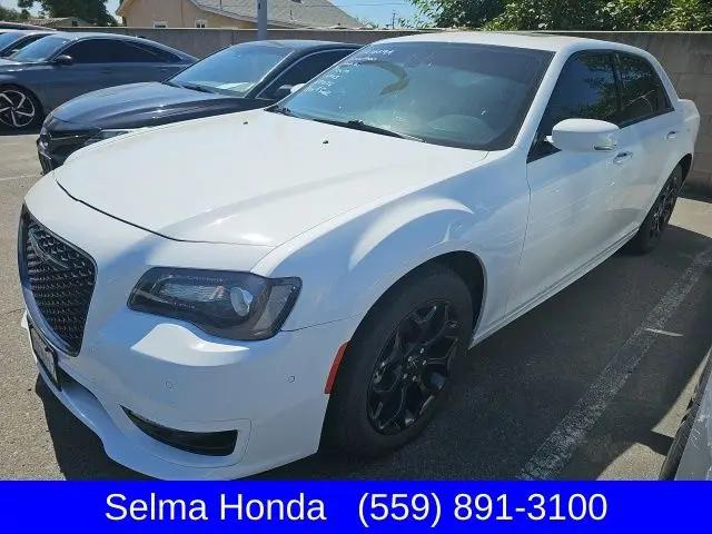 2022 Chrysler 300 Touring L for sale in Selma, CA