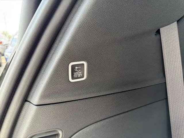2027 Chrysler Pacifica Pinnacle