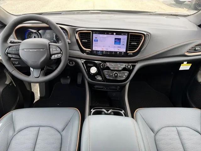 2027 Chrysler Pacifica Pinnacle